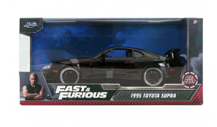 Modèle de voiture Fast Furious 1:24 Brian's 1995 Supra moulé sous