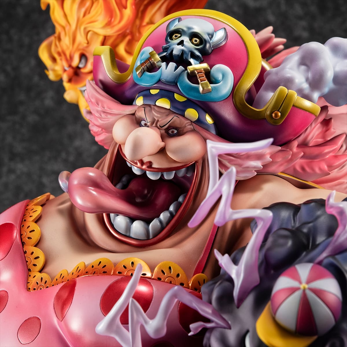 One piece - big mom - statuette p.o.p. 36cm