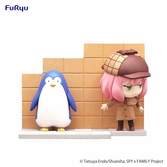 Spy x family statuette pvc hold figure anya & penguin 10 cm