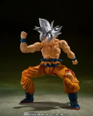 Son Goku Ultra Instinct Toyotarou Ed. Dragon Ball Super - SH Figuarts